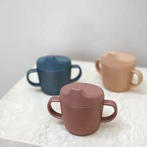 SCHNABELTASSE