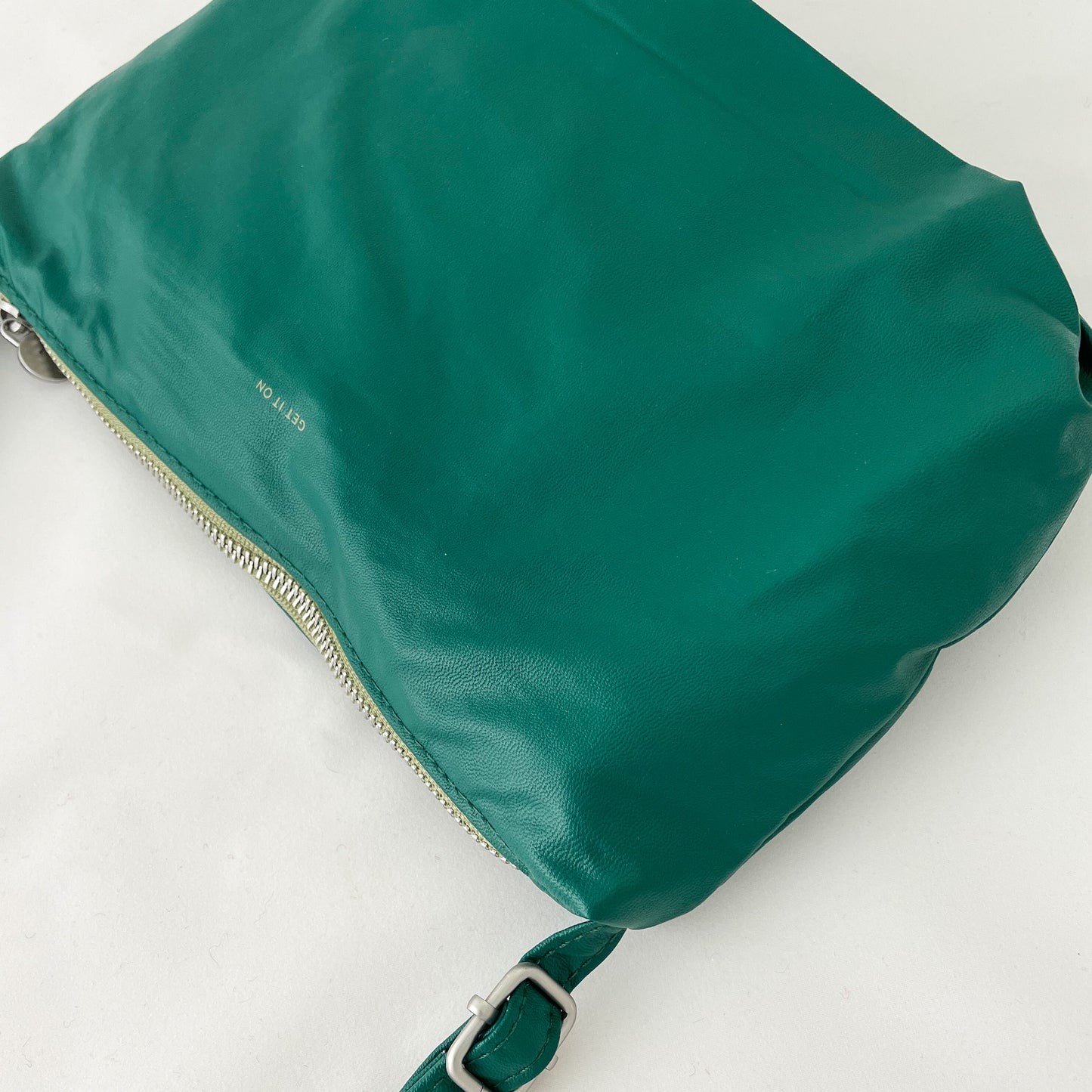 CROSS BODY BAG